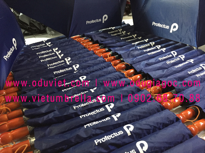 xưởng sản xuất ô dù cầm tay in logo quảng cáo
